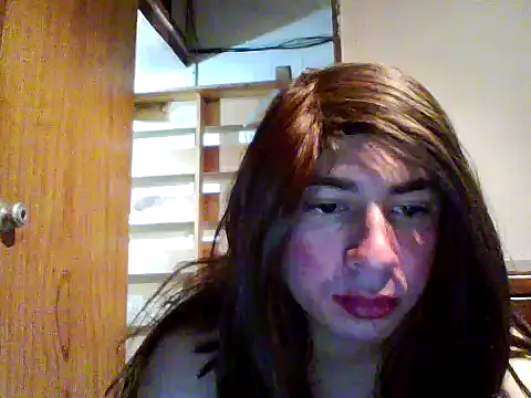 Snapshot of Yasmin_Paez99 chatting on 09/14/25, 02:45 Yasmin Paez99 online show from 09/14/25, 02:45