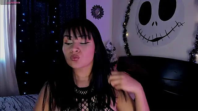 anhiahoney02 online show from 12/15/25, 04:02