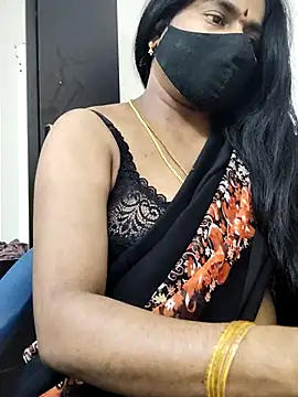 Snapshot of Tamilrojanew chatting on 09/13/25, 07:25 Tamilrojanew online show from 09/13/25, 07:25