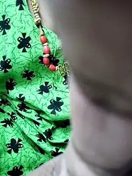 Tamilrojanew online show from 04/25/26, 03:42