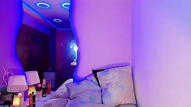 Shanelengel online show from 11/12/25, 06:17