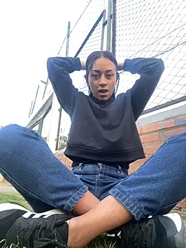 Little aphrodite online show from 10/07/25, 10:33