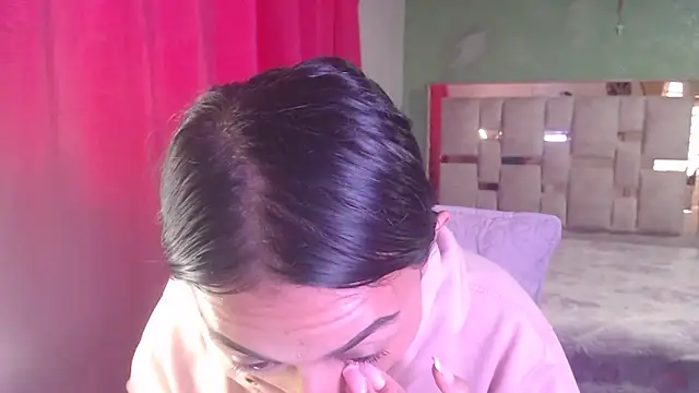 Little aphrodite online show from 12/18/25, 09:40