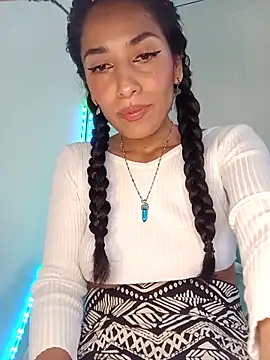 chloewildd  online show from 11/10/25, 03:06