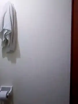 chloewildd  online show from 01/09/25, 12:41