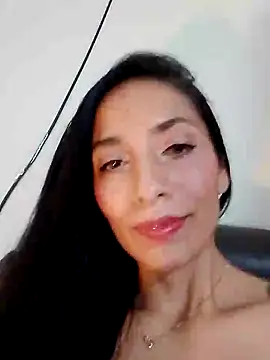 chloewildd  online show from 12/29/24, 09:30