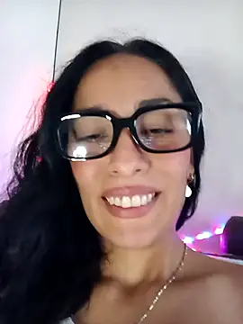 chloewildd  online show from 10/19/25, 09:28