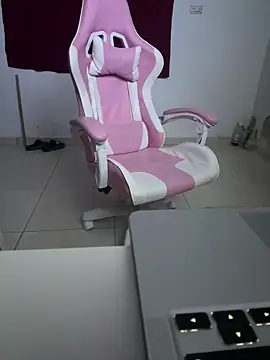 brithneysquirt online show from 01/12/25, 05:45