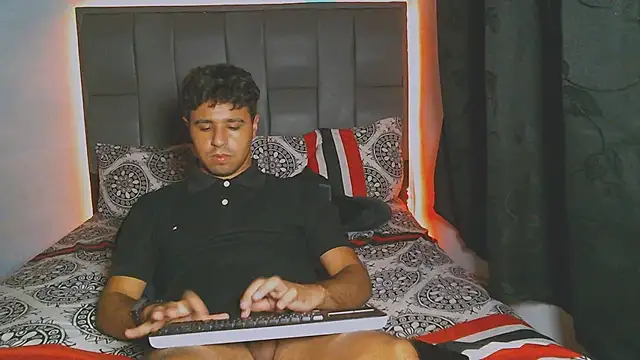 beautiful james online show from 12/17/24, 06:13