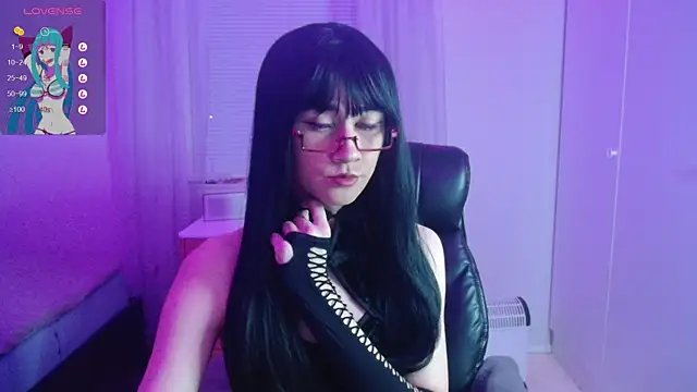 Snapshot of lewd_pillows chatting on 02/03/25, 06:17 lewd pillows online show from 02/03/25, 06:17