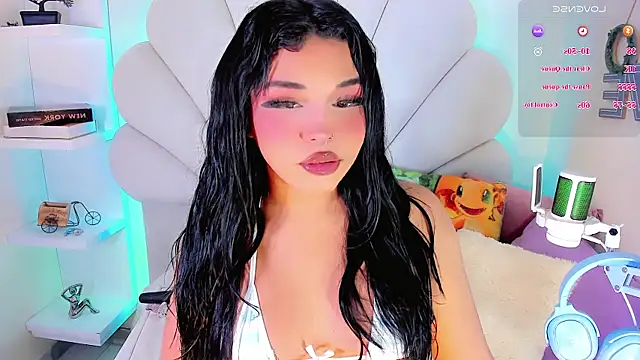 ValentinaMarinn online show from 04/11/26, 09:29