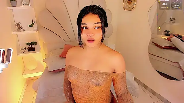 ValentinaMarinn online show from 12/20/25, 09:06