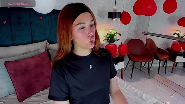 AdeleAndersonn online show from 02/18/26, 07:54