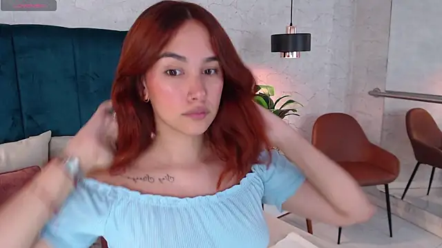 AdeleAndersonn online show from 11/04/25, 08:12