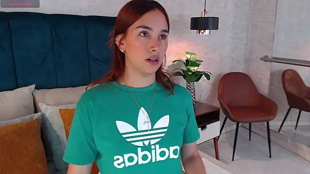 AdeleAndersonn online show from 11/21/25, 07:57