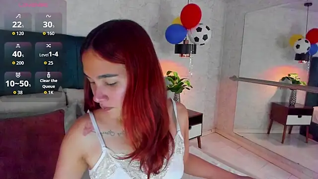 Snapshot of AdeleAndersonn chatting on 06/17/26, 02:05 AdeleAndersonn online show from 06/17/26, 02:05