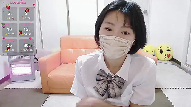 minamina1221 online show from 11/22/25, 10:30