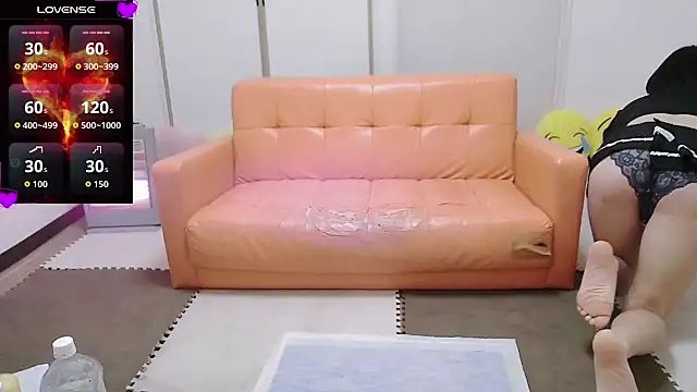 Snapshot of minamina1221 chatting on 01/15/26, 06:06 minamina1221 online show from 01/15/26, 06:06