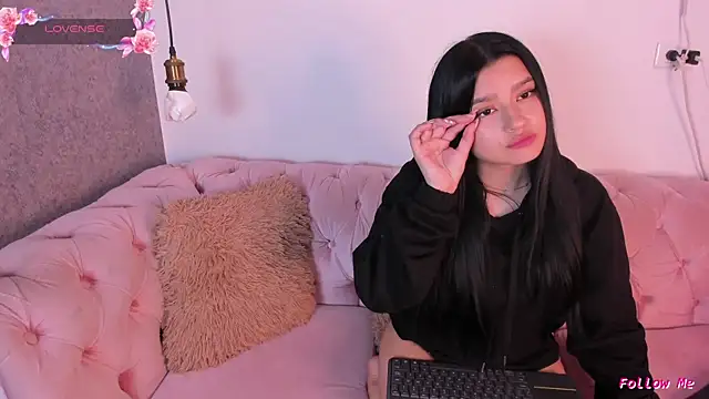 megan bat online show from 12/27/24, 05:05