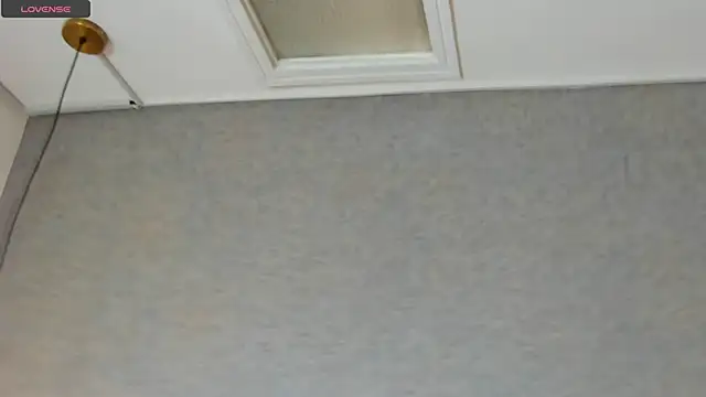 megan bat online show from 03/16/25, 01:38