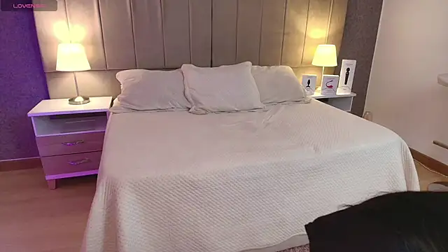 megan bat online show from 01/29/25, 06:17