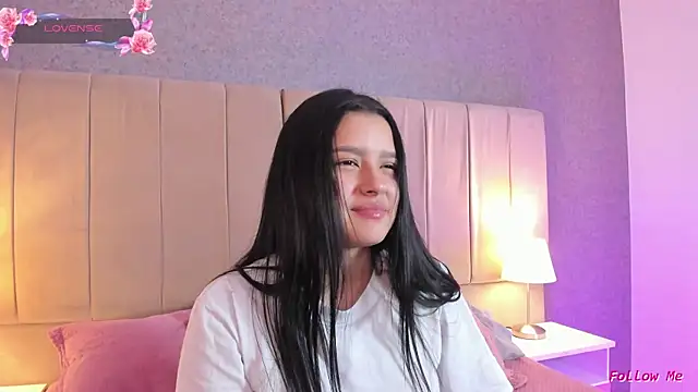 megan bat online show from 01/09/25, 06:57