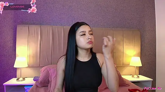 megan bat online show from 01/23/25, 01:13