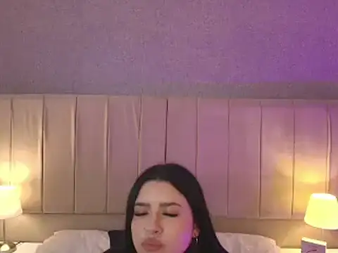 megan bat online show from 02/10/25, 04:25