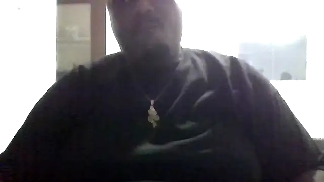 Snapshot of BigBossaNova69 chatting on 05/04/26, 04:49 BigBossaNova69 online show from 05/04/26, 04:49