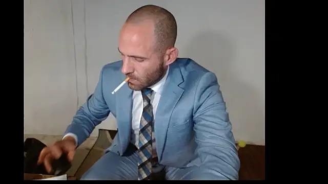 TheNakedPreacher online show from 12/17/25, 04:12