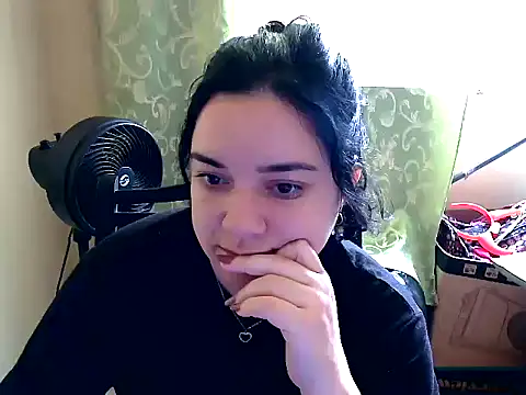 Victorialatina online show from 09/18/25, 05:38