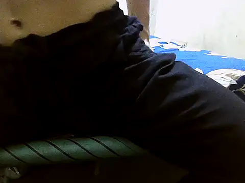 sexyguy1231 online show from 04/21/26, 07:09