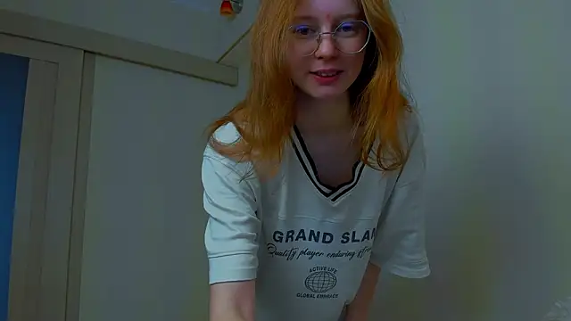 Fire Luna online show from 03/05/26, 05:15