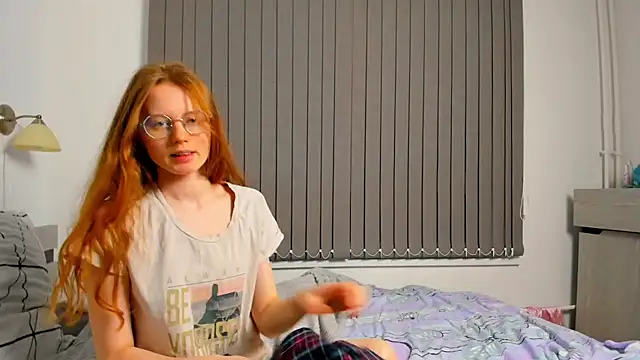 Snapshot of Fire_Luna chatting on 12/03/24, 05:17 Fire Luna online show from 12/03/24, 05:17