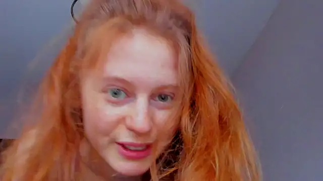 Snapshot of Fire_Luna chatting on 12/11/24, 11:51 Fire Luna online show from 12/11/24, 11:51