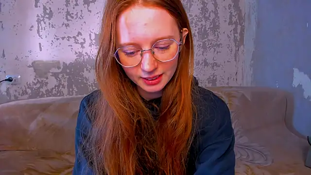 Fire Luna online show from 01/16/26, 05:00