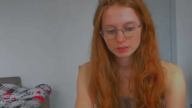 Fire Luna online show from 05/15/26, 12:58