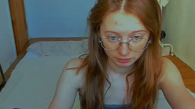Fire Luna online show from 07/17/26, 01:30