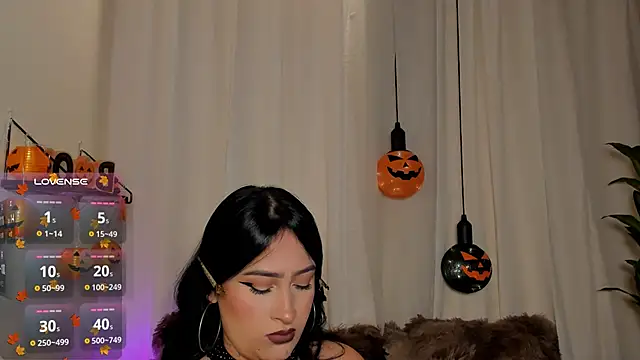 Snapshot of Kaaiiri chatting on 10/30/25, 10:13 Kaaiiri online show from 10/30/25, 10:13