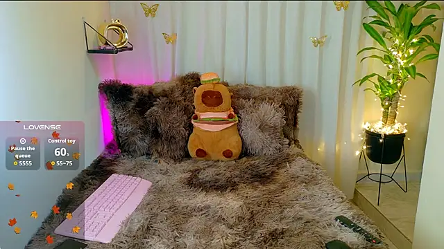 Snapshot of Kaaiiri chatting on 02/11/26, 01:44 Kaaiiri online show from 02/11/26, 01:44