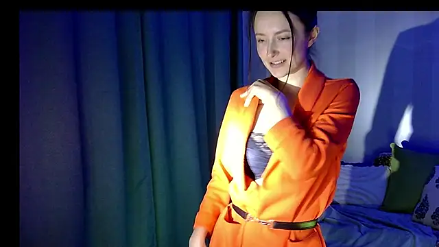 LilyXSky online show from 12/03/24, 12:55