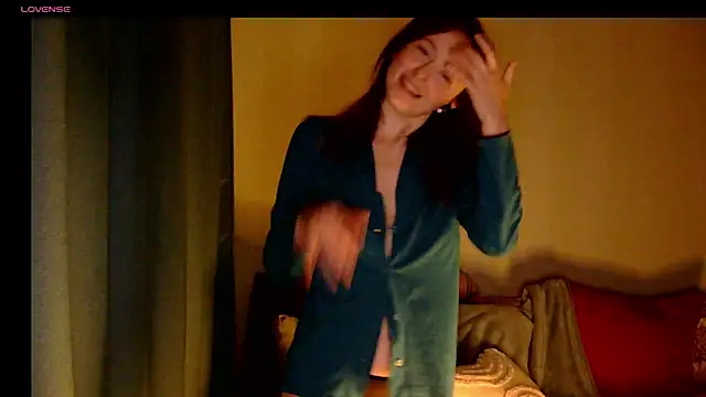 LilyXSky online show from 11/07/25, 02:43