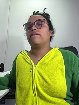 angela angels  online show from 10/02/25, 03:43