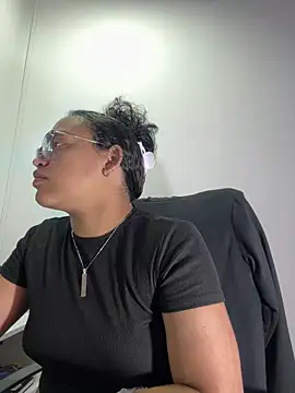 angela angels  online show from 10/30/25, 02:43