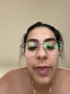 Snapshot of cheke42000 chatting on 12/28/24, 12:36 cheke42000 online show from 12/28/24, 12:36