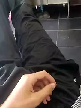 Juliano69xv online show from 10/27/25, 06:09