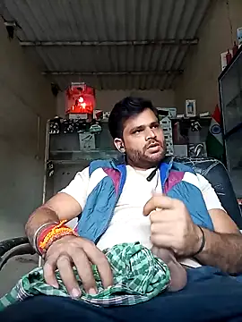 Priynkarani online show from 12/15/25, 12:22