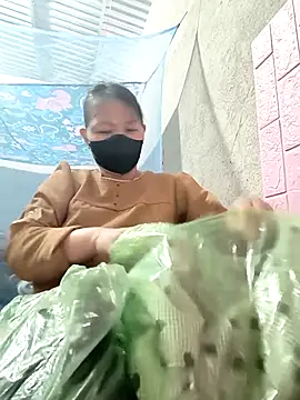 Betty20zx online show from 12/15/25, 01:22