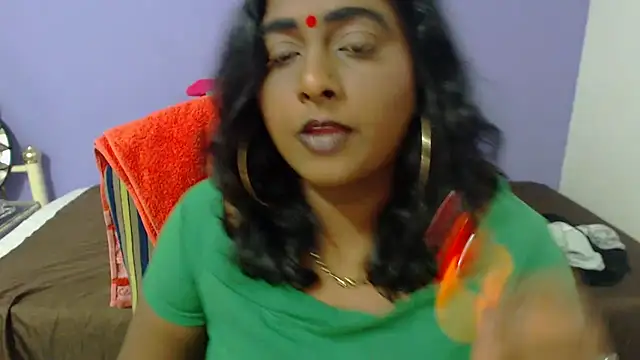 INDIANSIN2 online show from 05/31/26, 06:09