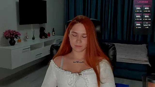 VasilisaHaas online show from 04/11/26, 08:12